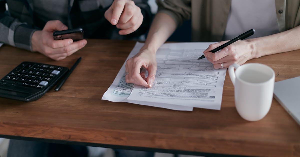 découvrez comment la consolidation de crédit peut vous aider à regrouper vos dettes en un seul paiement mensuel, réduire vos taux d'intérêt et simplifier la gestion de votre budget. améliorez votre santé financière dès aujourd'hui !